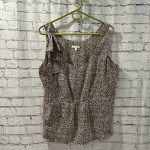 Ladies Gap lightweight sleeveless blouse Size XL